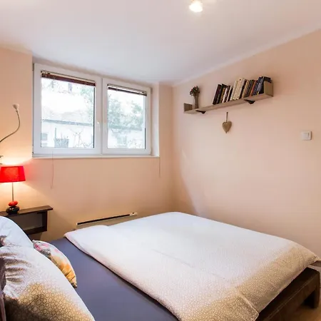 Parlament Nest Apartment