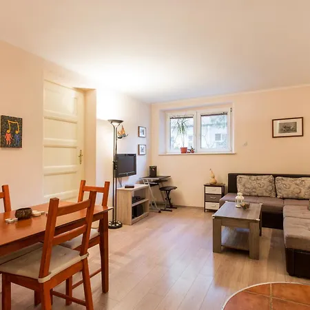 Apartment Parlament Nest