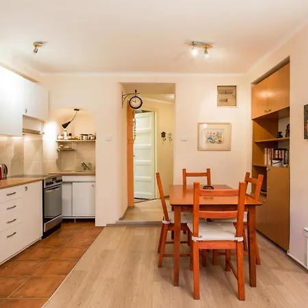 Apartment Parlament Nest Belgrade